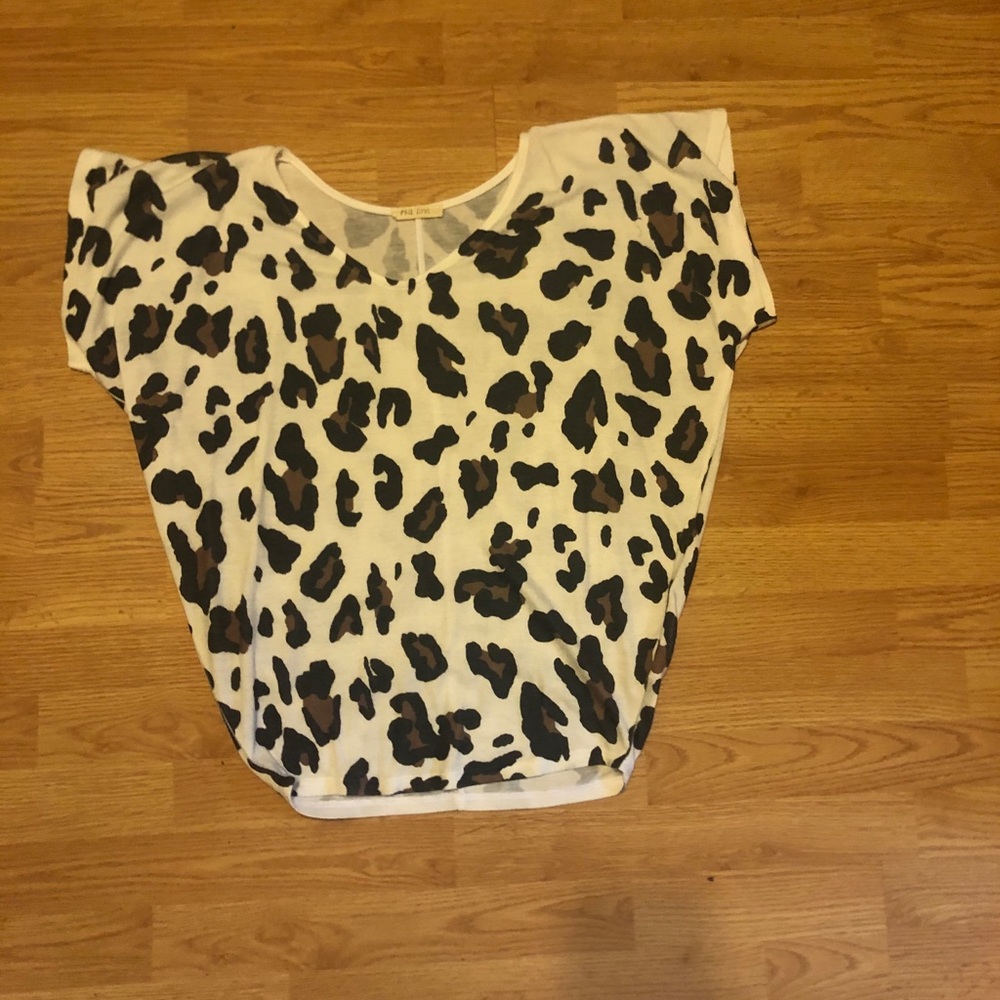 Cheetah print top